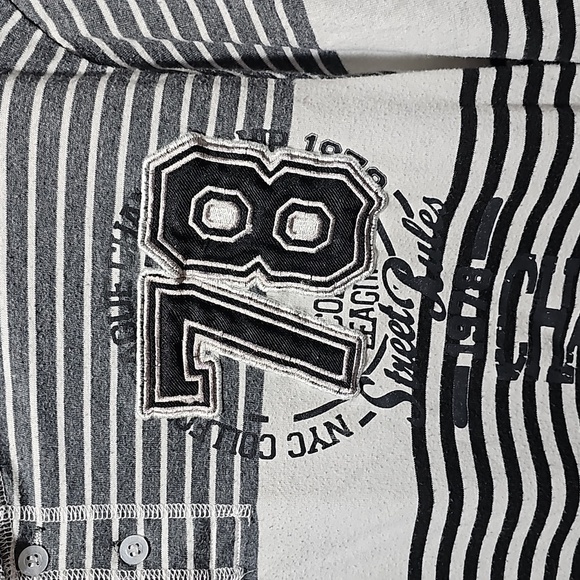 Street Rules Henley Graphic Tee Shirt Urban Striped Size Large - Picture 3 of 6